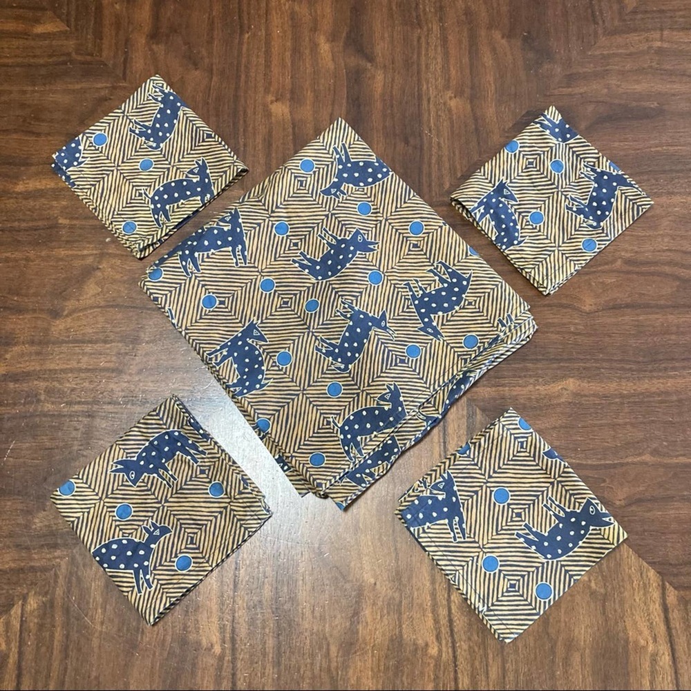 Tribal Creature Tablecloth Set